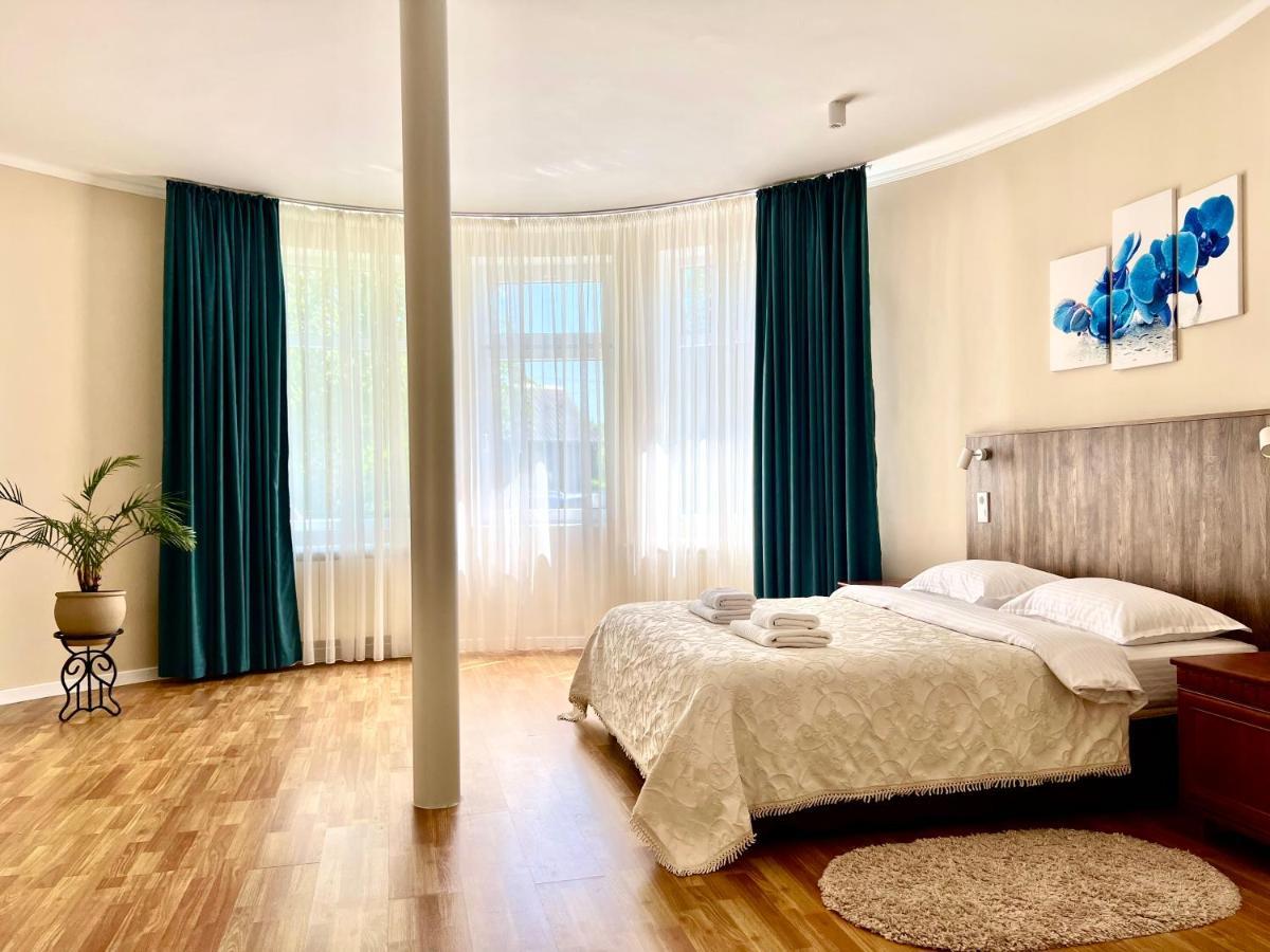 Авіа Daire Ujgorod Dış mekan fotoğraf